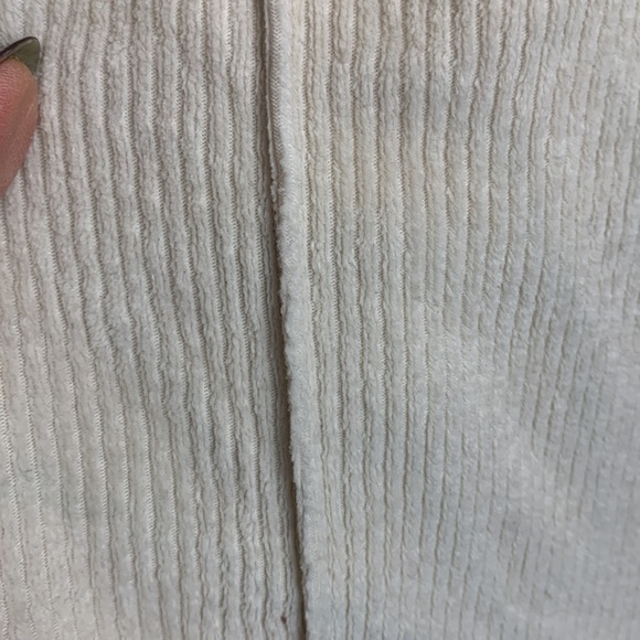 Aeri groove on ribbed velour flare pants - Picture 7 of 8